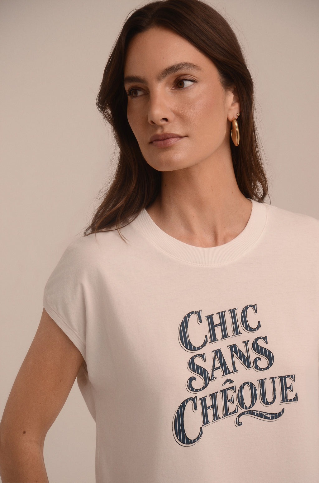 CAMISETA CHIC SANS