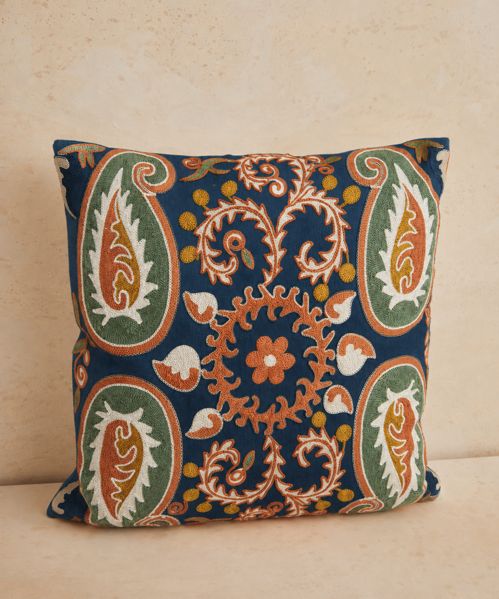 CAPA DE ALMOFADA BORDADA PAISLEY